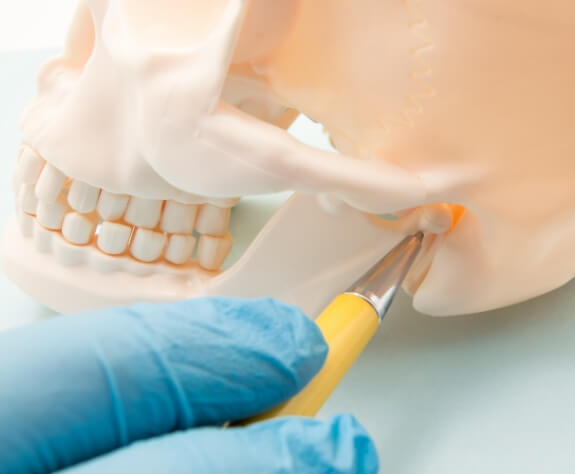 Model of skill used to explain T M J equilibration and occlusal adjustment